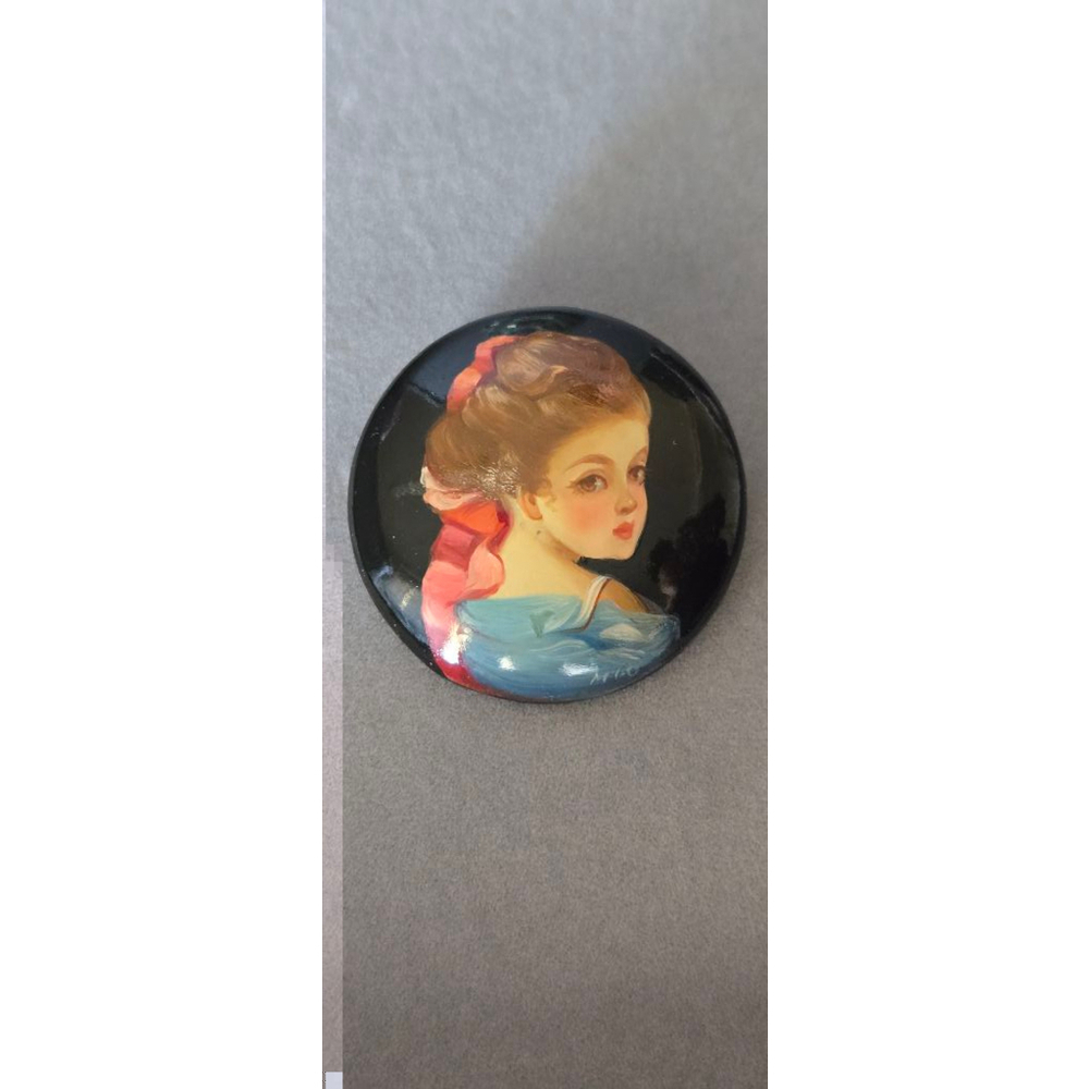 Vintage hand painted brooch cute art